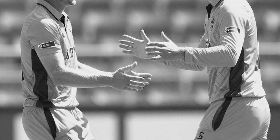 टॉस जीता, फील्डिंग चुनी, और लेजर की बाकी लाइनें खाली — ब्रिस्बेन में WBBL मैच-3 की दस्तावेज़ी समीक्षा